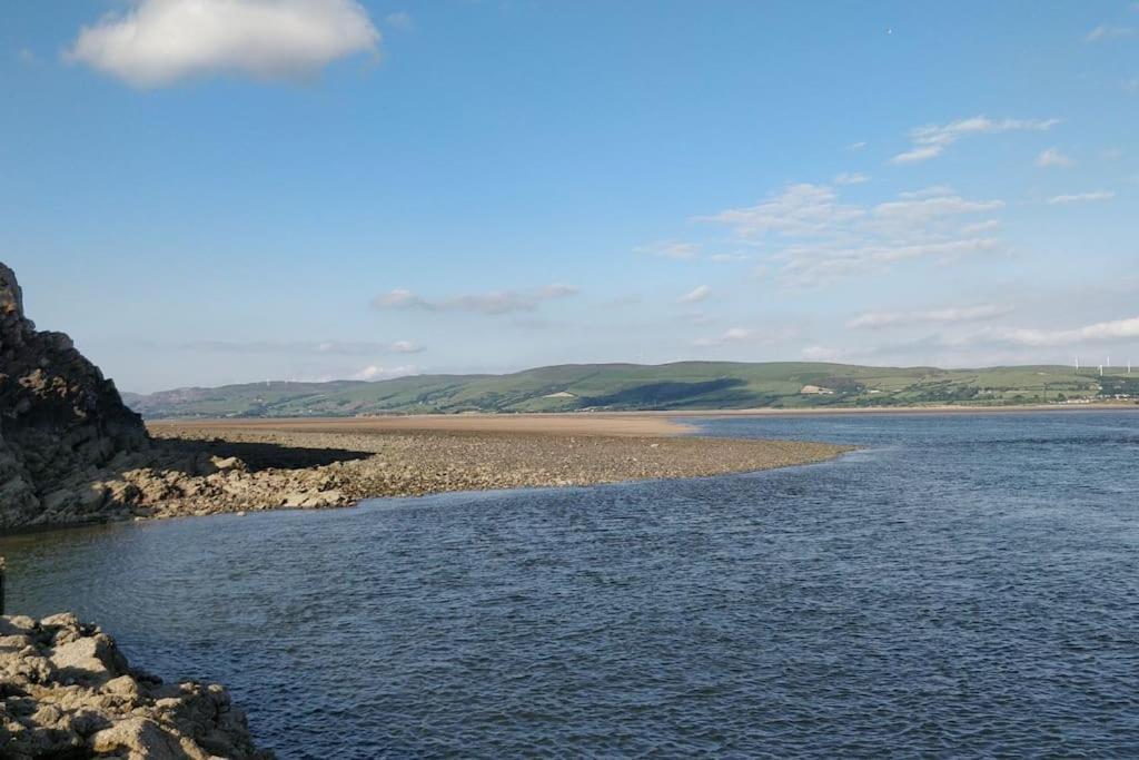 Lagooncombe Modern And Cosy Holiday Home Haverigg Екстериор снимка