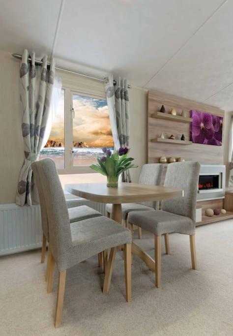 Lagooncombe Modern And Cosy Holiday Home Haverigg Екстериор снимка
